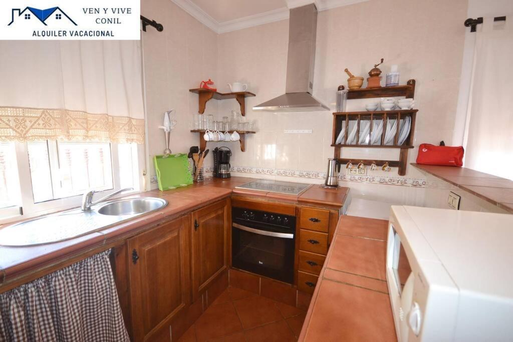 Con Piscina Privada En Conil Ferienhaus *
